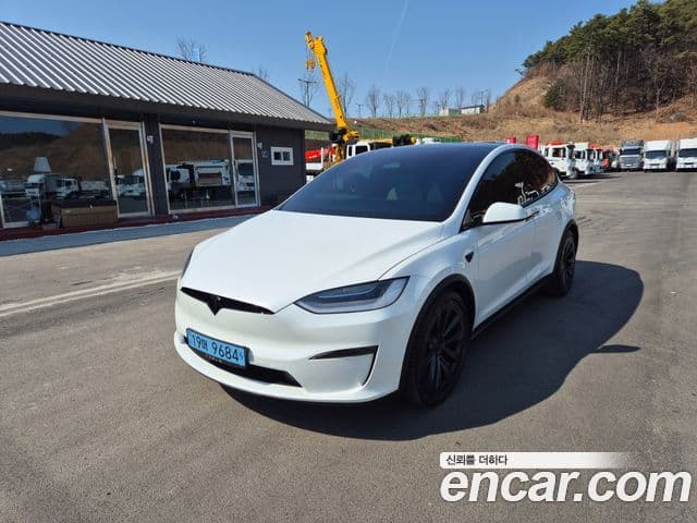 Tesla модель X Long Range, 2023 1