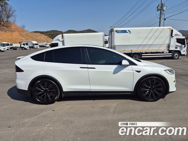 Tesla модель X Long Range, 2023 7