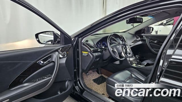 Hyundai Grandeur HG Modern, 2014 10