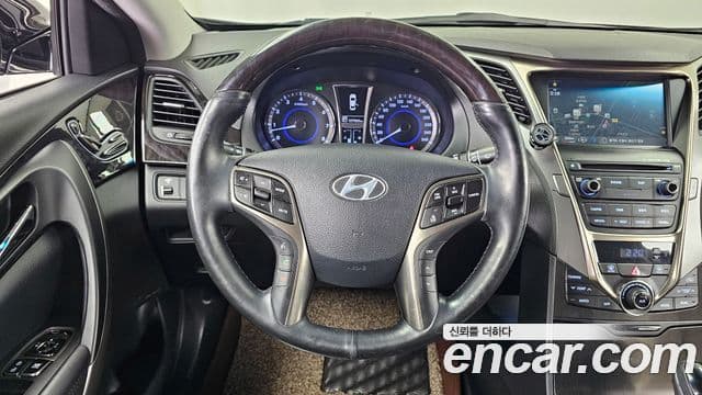 Hyundai Grandeur HG Modern, 2014 13