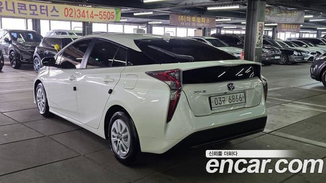Toyota 프리우스 4세대 1.8 E, 2018 2