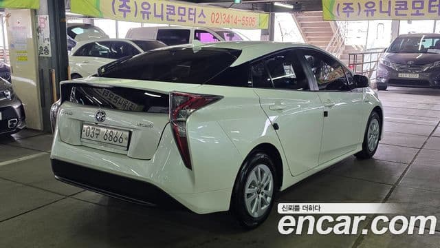 Toyota 프리우스 4세대 1.8 E, 2018 4