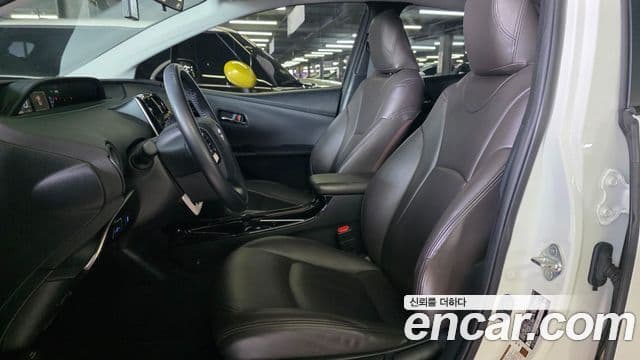 Toyota 프리우스 4세대 1.8 E, 2018 все фото