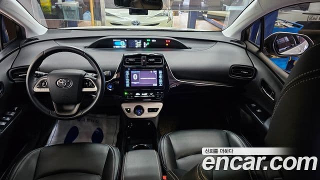Toyota 프리우스 4세대 1.8 E, 2018 7