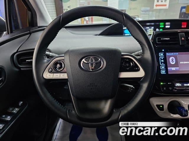 Toyota 프리우스 4세대 1.8 E, 2018 8
