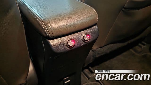 Toyota 프리우스 4세대 1.8 E, 2018 17