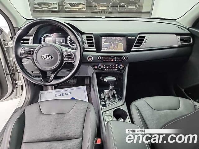 Kia Niro Prestige, 2018 7