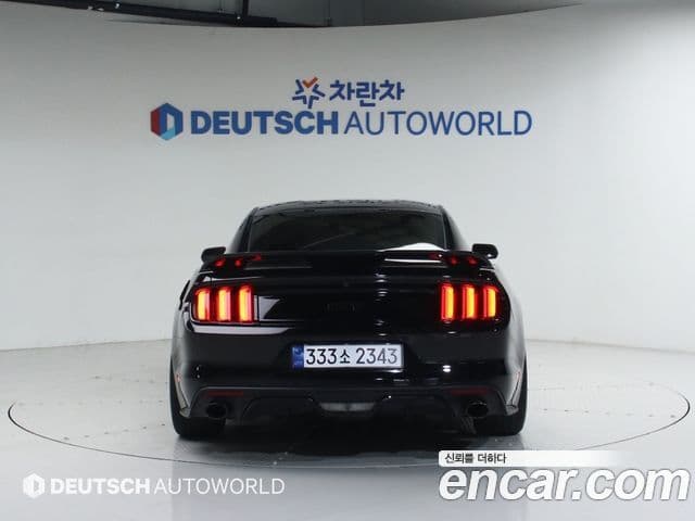 Ford Mustang GT купе, 2015 4