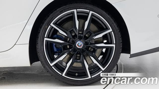 BMW 8시리즈 (G15) M850i xDrive Gran Coupe, 2023 все фото