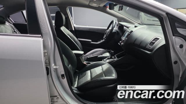 Kia The / новый New K3 Trendy, 2016 10