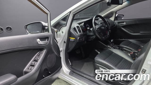 Kia The / новый New K3 Trendy, 2016 11