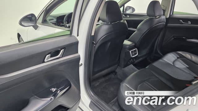 Kia K5 3세대 Trendy, 2022 19
