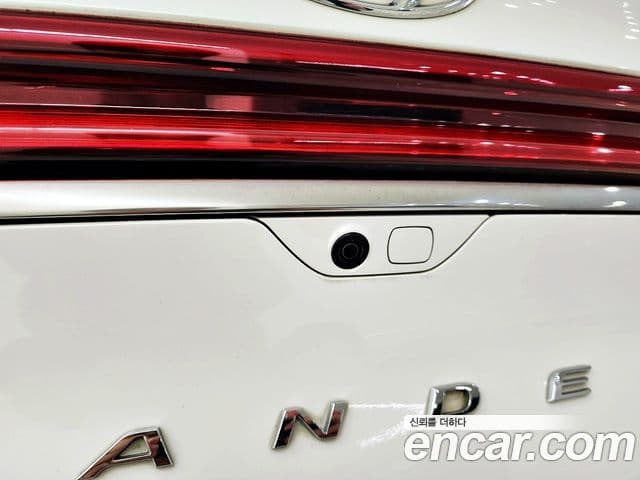 Hyundai Grandeur IG гибрид Exclusive, 2018 все фото