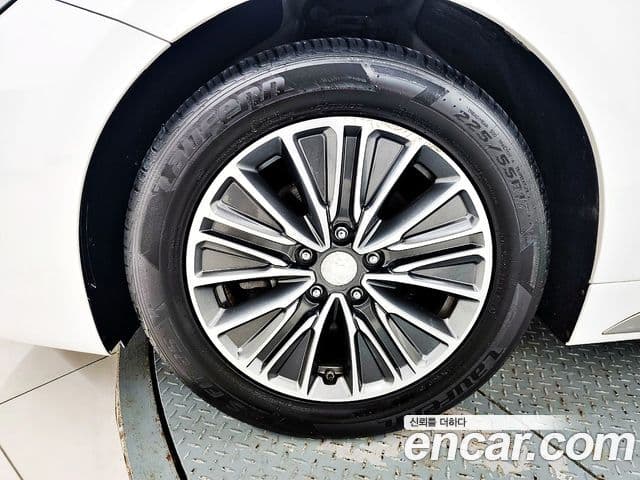 Hyundai Grandeur IG гибрид Exclusive, 2018 20