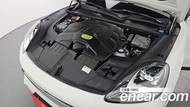 Porsche Cayenne (PO536) 3.0 E-гибрид, 2021 6