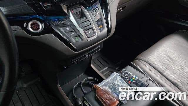 Honda Odyssey 5세대, 2021 9