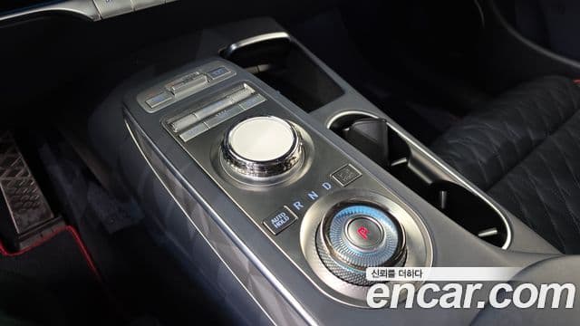 Genesis GV70, 2021 9