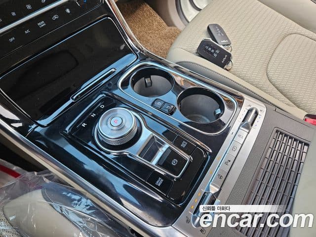Kia Carnival 4세대 Signature, 2022 16