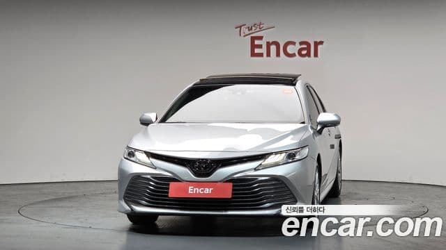 Toyota 캠리 (XV70), 2018 3