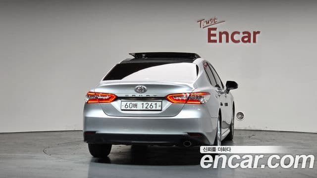 Toyota 캠리 (XV70), 2018 4