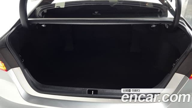 Toyota 캠리 (XV70), 2018 20