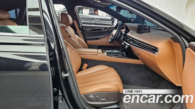 Genesis G80 (RG3), 2021 11