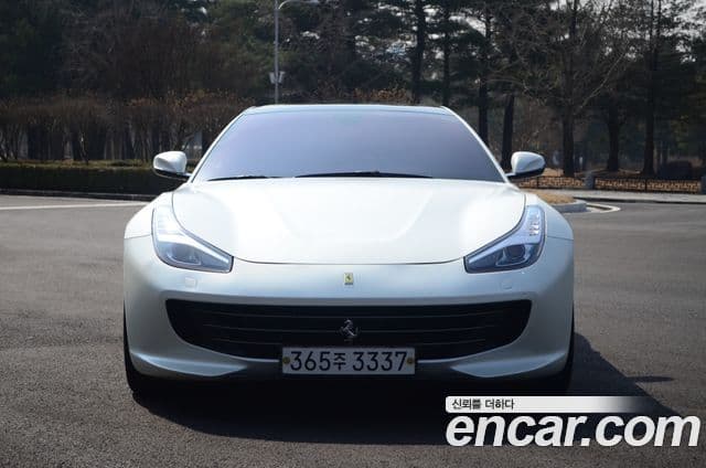 Ferrari GTC4 루쏘 T 3.9 V8, 2019 3