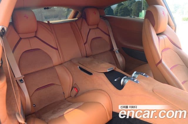 Ferrari GTC4 루쏘 T 3.9 V8, 2019 11