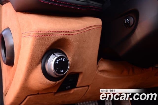 Ferrari GTC4 루쏘 T 3.9 V8, 2019 13