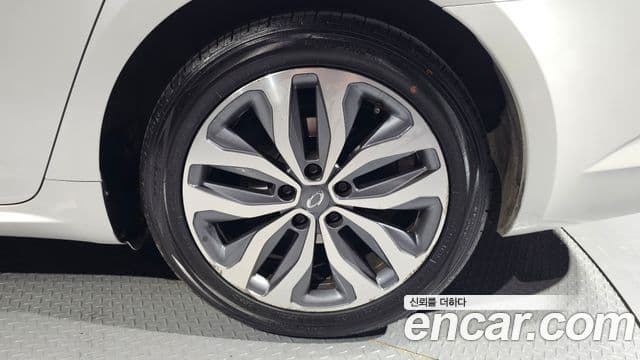 Renault Korea(Samsung) SM6 2.0 LPe RE (для людей с инвалидностью), 2017 все фото