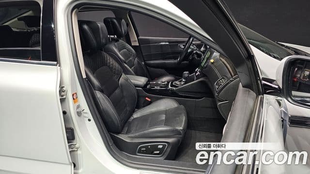 Renault Korea(Samsung) SM6 2.0 LPe RE (для людей с инвалидностью), 2017 10