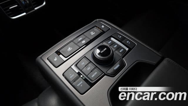 Hyundai Genesis DH G380 Prestige AWD, 2016 18