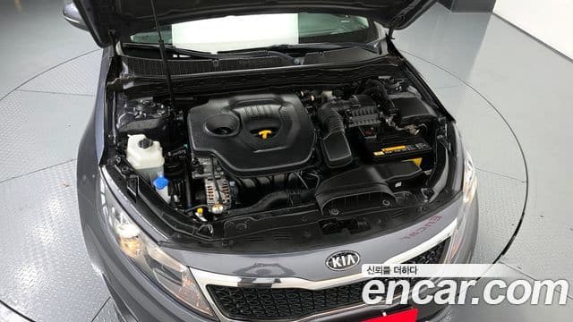 Kia K5 2.0 Trendy, 2013 6