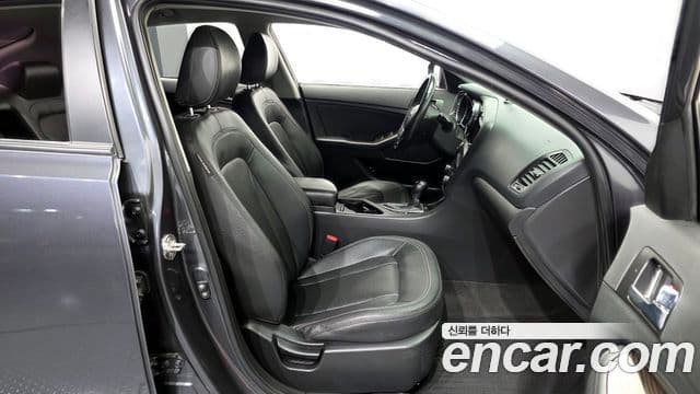 Kia K5 2.0 Trendy, 2013 11