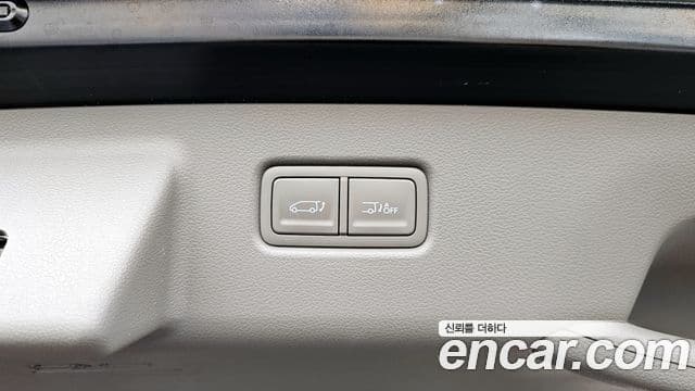 Hyundai Staria лимузин, 2023 20