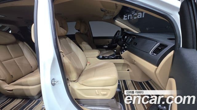 Kia The / новый New Carnival Special, 2019 10