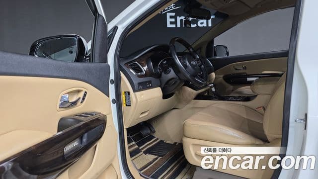 Kia The / новый New Carnival Special, 2019 11