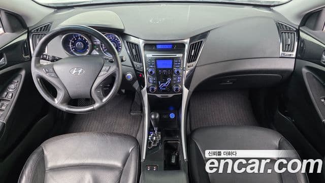 Hyundai YF Sonata люксовая версия, 2010 7