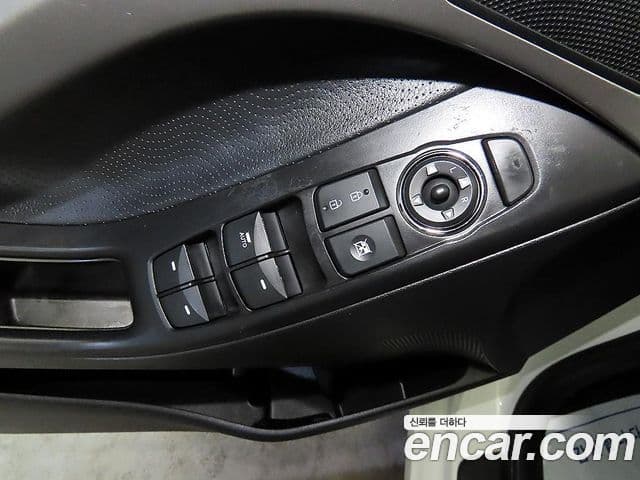 Hyundai Avante MD Premier, 2011 13