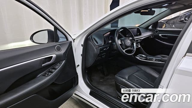 Hyundai Sonata гибрид (DN8) Modern, 2022 10