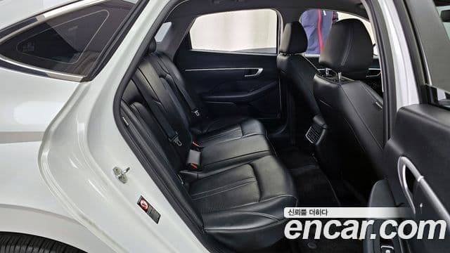 Hyundai Sonata гибрид (DN8) Modern, 2022 12