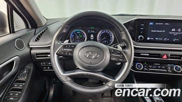 Hyundai Sonata гибрид (DN8) Modern, 2022 13