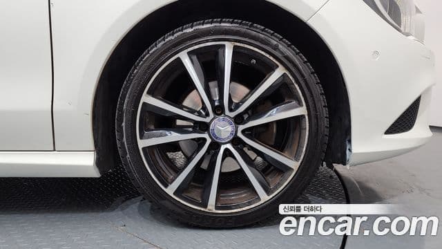 Mercedes-Benz CLA-класс C117 CLA200 d, 2016 все фото