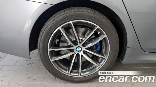 BMW 5시리즈 (G30) 520i M Sport, 2023 все фото