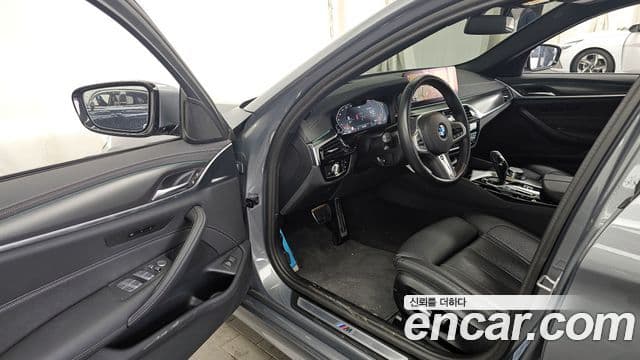 BMW 5시리즈 (G30) 520i M Sport, 2023 10
