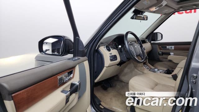 Land Rover Discovery 4 3.0 SDV6 SE, 2016 10