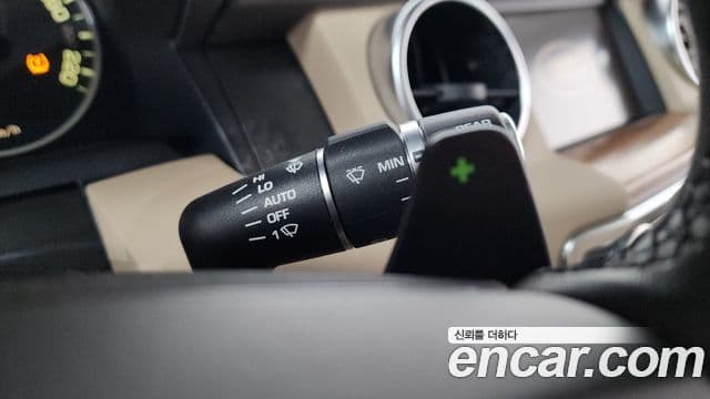 Land Rover Discovery 4 3.0 SDV6 SE, 2016 14