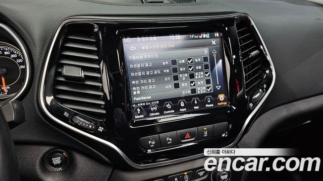 Jeep Cherokee(KL) 2.4 Limited AWD, 2020 17