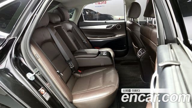 Hyundai Grandeur IG 3.3 Celebrity, 2019 12