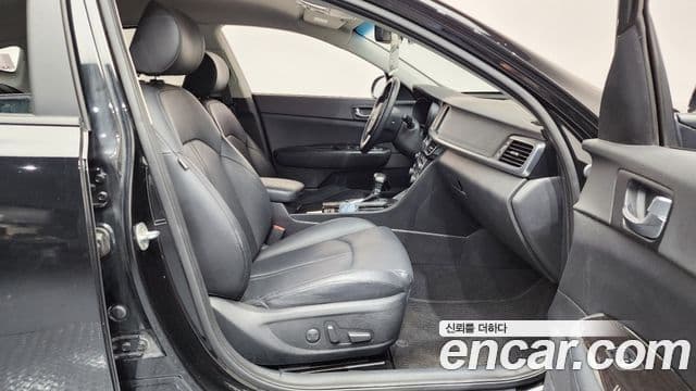 Kia K5 2세대 Noblesse, 2016 11